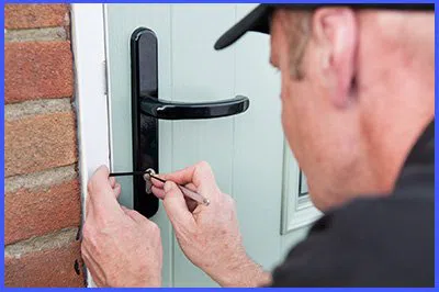 Express Locksmith Store Milwaukee, WI 414-434-7140 Express Locksmith Store Milwaukee, WI 414-434-7140 - 36-1